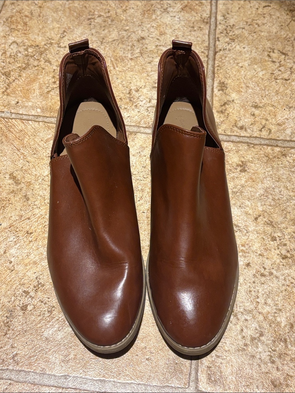 Universal thread Women’s Brown Slip-On Leather Shoes